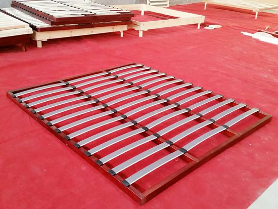 點(diǎn)擊查看詳細(xì)信息<br>標(biāo)題：Wooden bedstead 閱讀次數(shù)：1737