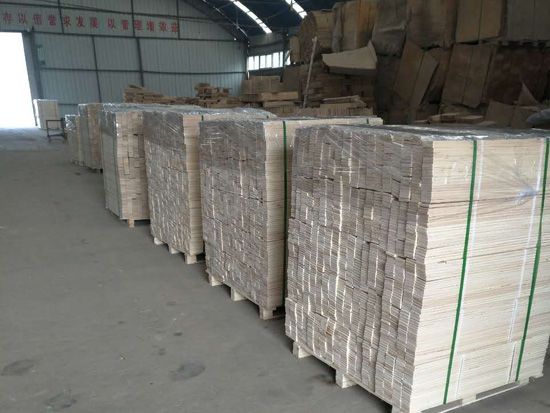 點(diǎn)擊查看詳細(xì)信息<br>標(biāo)題：Wooden bedstead 閱讀次數(shù)：1730