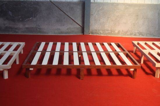 點(diǎn)擊查看詳細(xì)信息<br>標(biāo)題：拆裝式木制床架 閱讀次數(shù)：2357